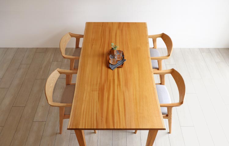 欅（ケヤキ）オーダーテーブル：銘木といわれ日本を代表する広葉樹「欅