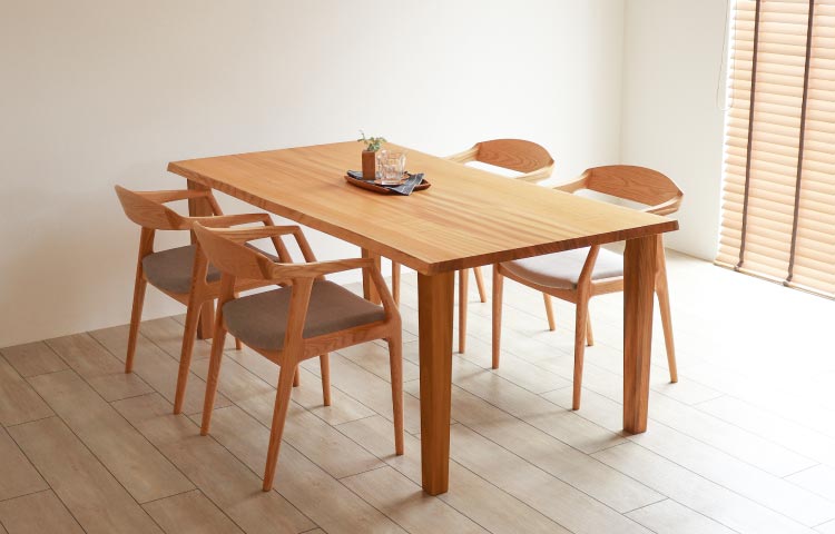 欅（ケヤキ）オーダーテーブル：銘木といわれ日本を代表する広葉樹「欅