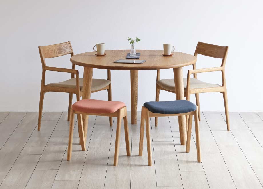 D-155�@3�{�r�ۃe�[�u��